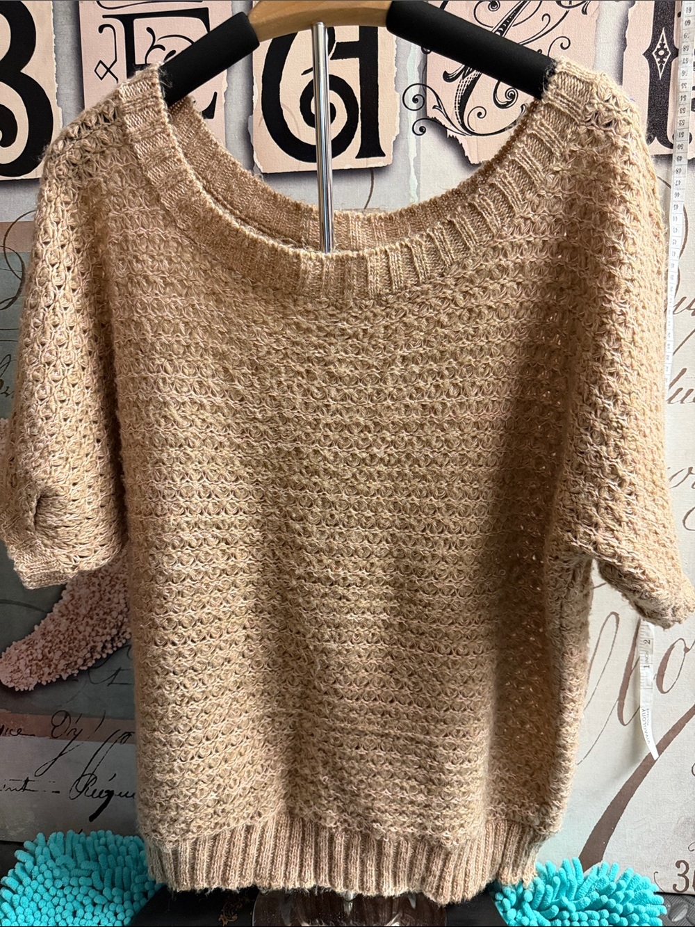 dELiA*s Beige Textured Short-Sleeve Scoop-Neck Sweater